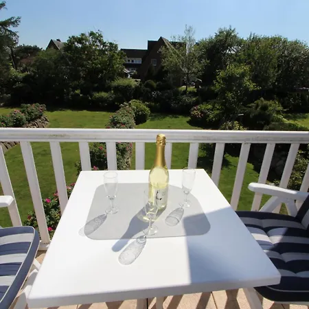Weidenstieg 16a, App 6 * Wenningstedt-Braderup